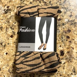 Tiger Print Fashion Leggings (S/M)